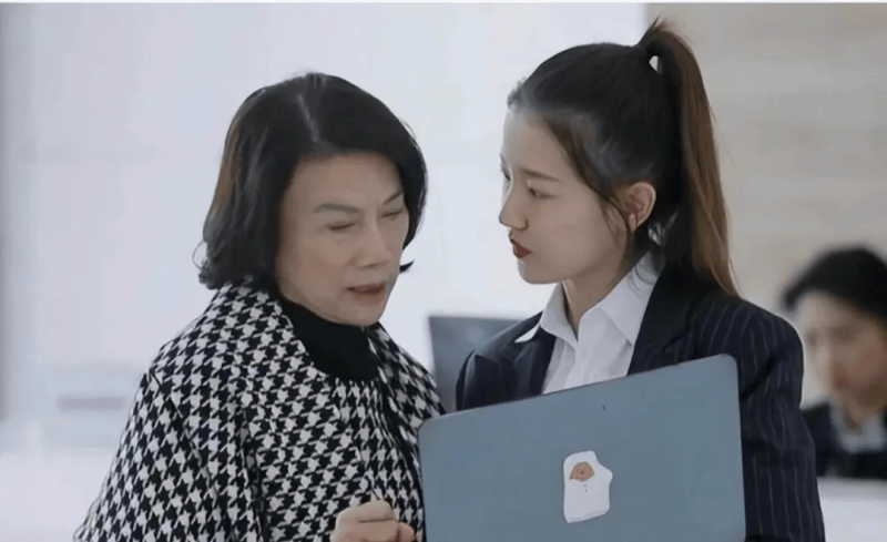 “雅意”的餐厅不再是梦想 墙壁纸最为色彩上的点缀