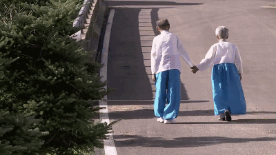 家里装修时
，这三处不适合打柜子�，好多人不听劝，费钱又占地方！